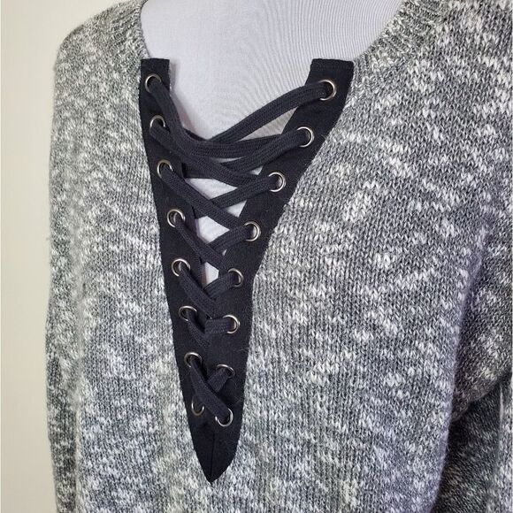 Express Lace Front Long Sleeve Sweater | Small - Picture 4 of 6